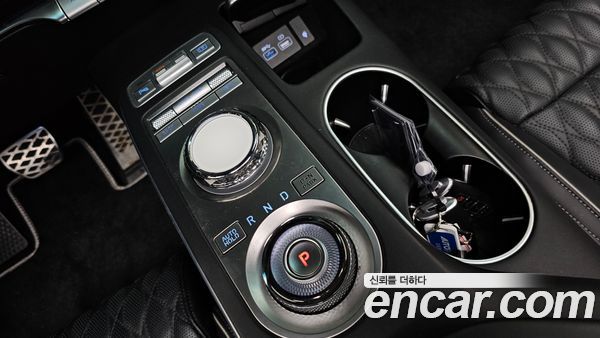 Genesis GV70 2022, фото 11