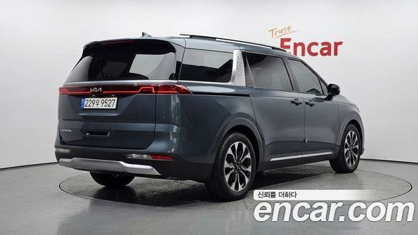 Kia Carnival 2022, фото 2