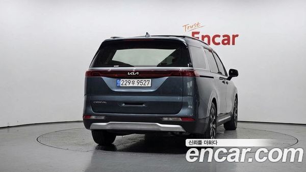 Kia Carnival 2022, фото 4