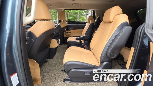 Kia Carnival 2022, фото 18