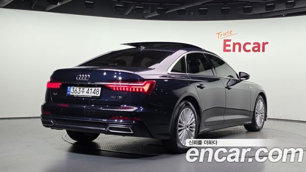 Audi A6 2021, фото 2