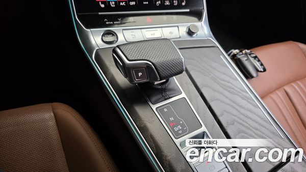 Audi A6 2021, фото 9