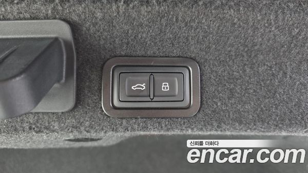 Audi A6 2021, фото 20