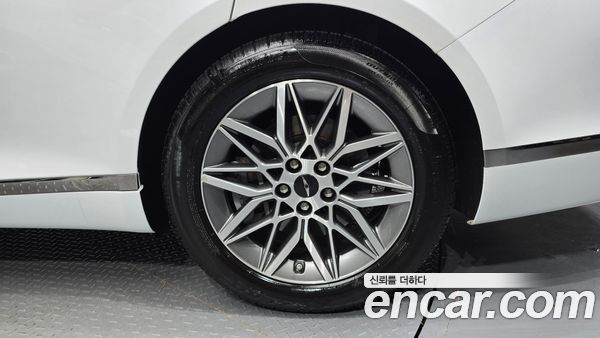 Genesis G80 2025, фото 6