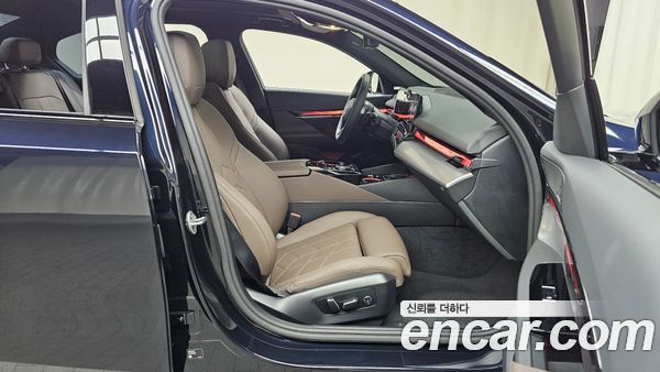 BMW 5 Series 2026, фото 15