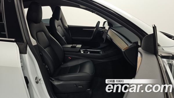 Tesla Model Y 2023, фото 15