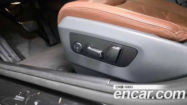 BMW 5 Series 2024, фото 32