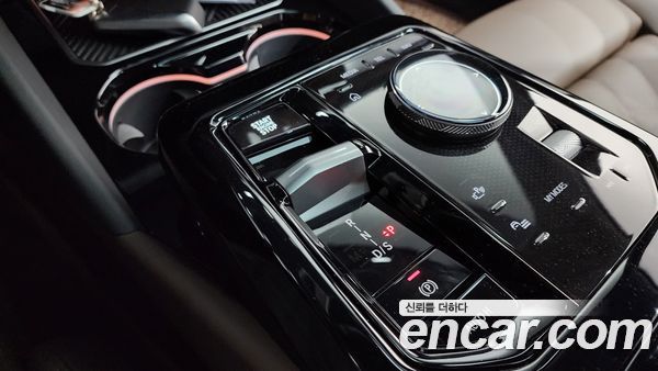 BMW 5 Series 2026, фото 12
