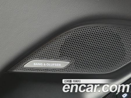 Audi A6 e-Tron 2025, фото 15