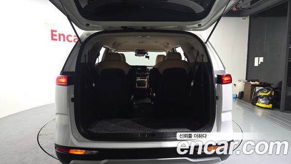 Kia Carnival 2021, фото 30