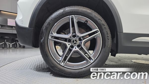 Mercedes-Benz GLA 2023, фото 5