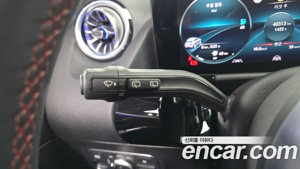 Mercedes-Benz GLA 2023, фото 35