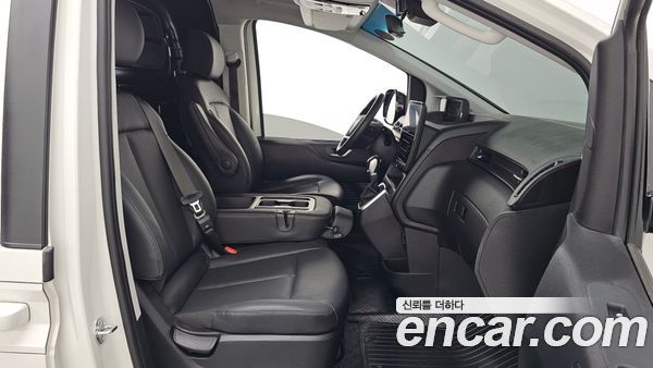 Hyundai Staria 2023, фото 16