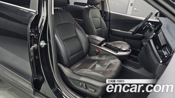 Kia Niro 2023, фото 16