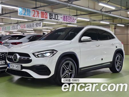Mercedes-Benz GLA 2023