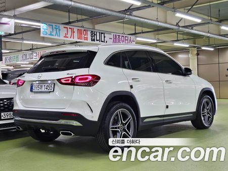 Mercedes-Benz GLA 2023, фото 2