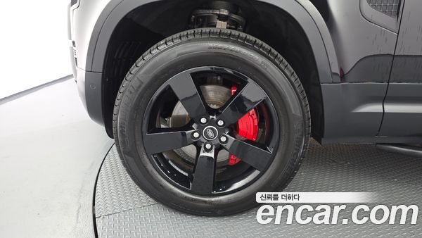 Land Rover Defender 2023, фото 5