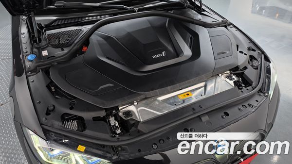 BMW i4 2023, фото 6