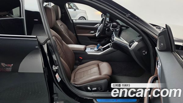 BMW i4 2023, фото 16