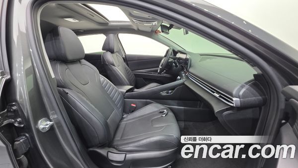 Hyundai Elantra 2021, фото 10