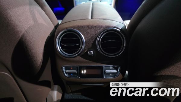 Mercedes-Benz E-Class 2021, фото 29
