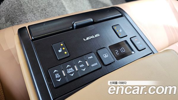 Lexus ES 2023, фото 31