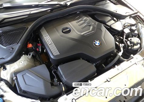 BMW 3 Series 2024, фото 6