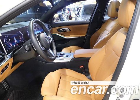 BMW 3 Series 2024, фото 10