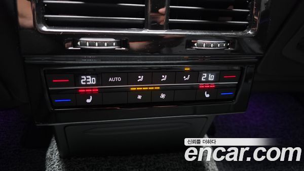 Volkswagen Touareg 2025, фото 26