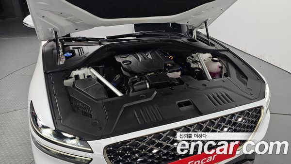 Genesis GV70 2021, фото 6