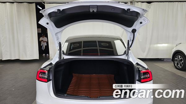 Tesla Model 3 2021, фото 26