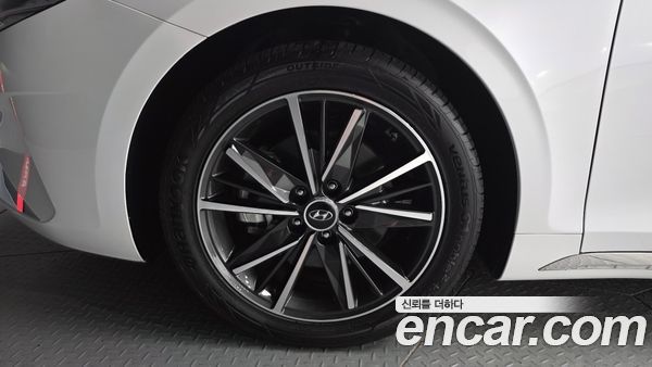 Hyundai Grandeur 2023, фото 5