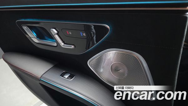 Mercedes-Benz EQS 2022, фото 29