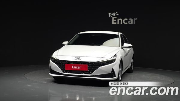 Hyundai Elantra 2021, фото 3