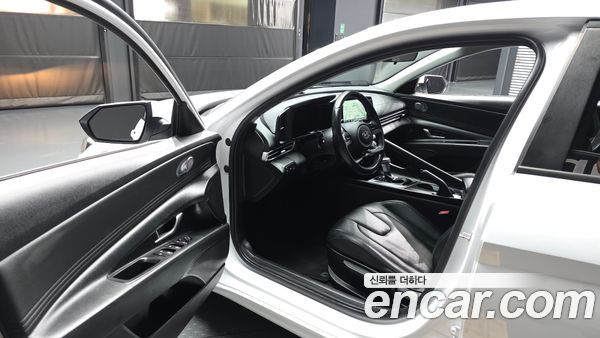 Hyundai Elantra 2021, фото 10