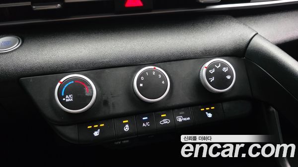Hyundai Elantra 2021, фото 17