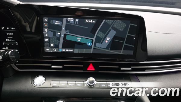 Hyundai Elantra 2023, фото 14
