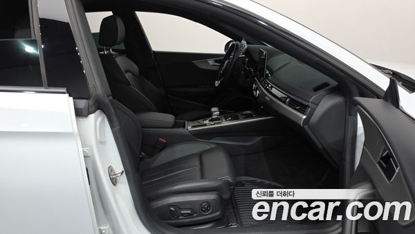 Audi A5 2020, фото 16