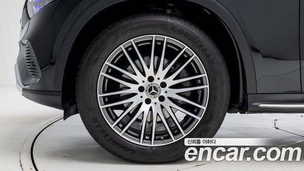 Mercedes-Benz GLC 2023, фото 5
