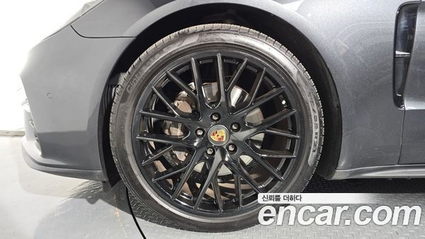 Porsche Panamera 2021, фото 5