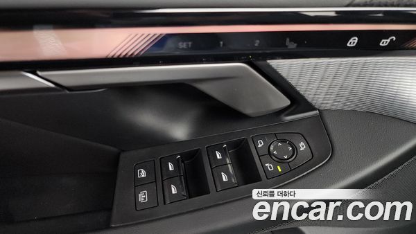 BMW 5 Series 2025, фото 30