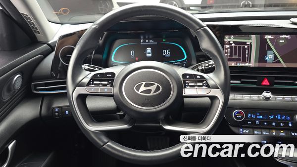 Hyundai Elantra 2024, фото 21