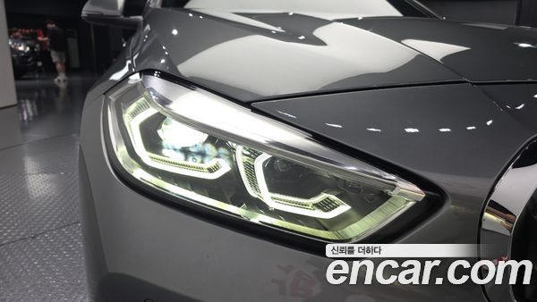 BMW 1 Series 2023, фото 8