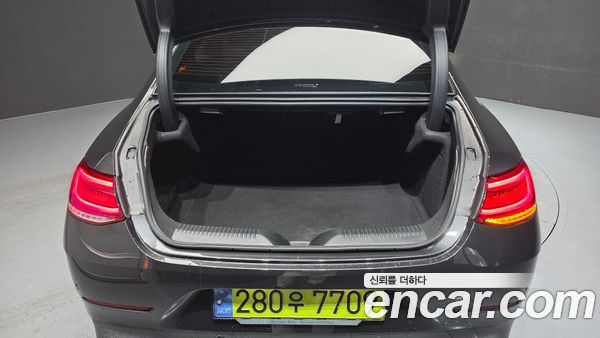 Mercedes-Benz CLS 2023, фото 23