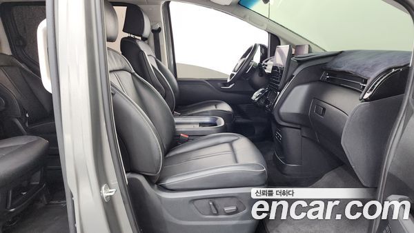 Hyundai Staria 2023, фото 16