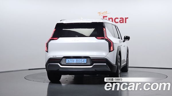 Kia EV9 2024, фото 4