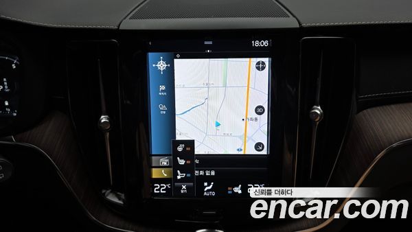 Volvo XC60 2021, фото 14