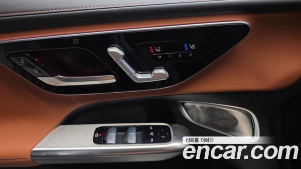 Mercedes-Benz GLC 2024, фото 26