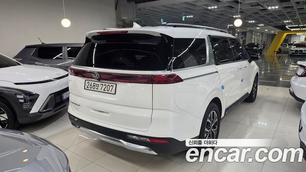 Kia Carnival 2021, фото 4