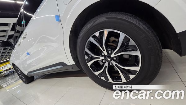 Kia Carnival 2021, фото 7